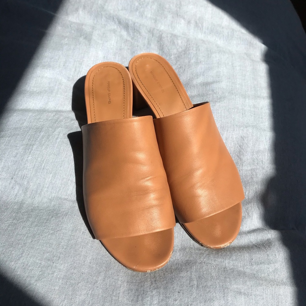 Mansur Gavriel Mules